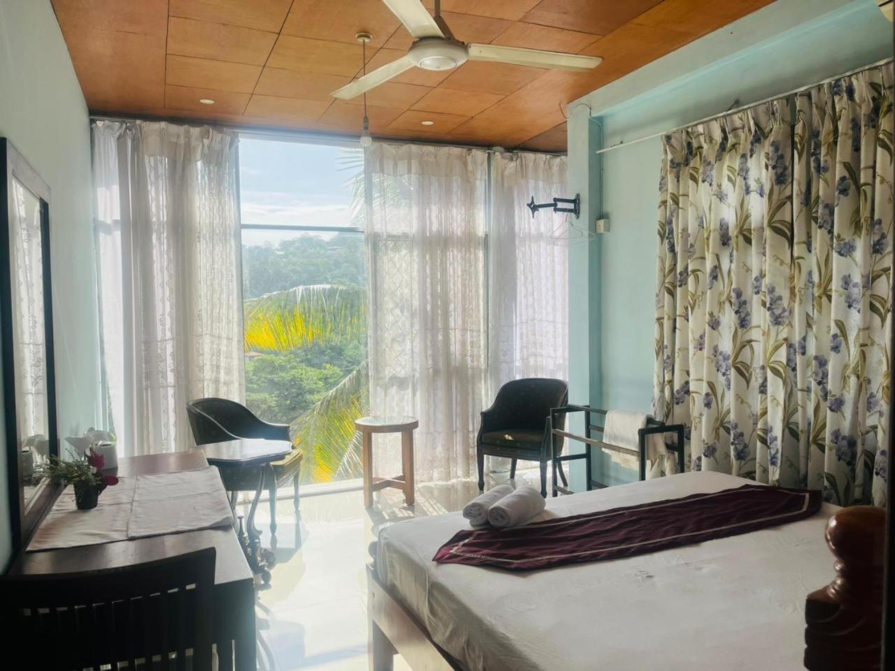 Suisse View Residence Kandy Exteriér fotografie